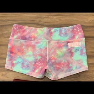 vibrant fantasy fleo